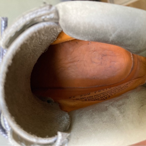 Timberland | Women’s Premium 6” Classic Waterproof Leather Work Boot - Picture 6 of 9